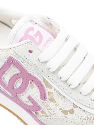 Dolce & Gabbana White Low Top With Lace Details And Dg Patch On The Side In Pink