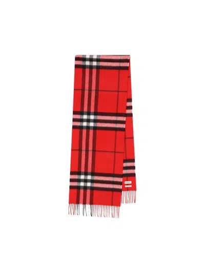 Burberry Vintage Check Cashmere Scarf In Red