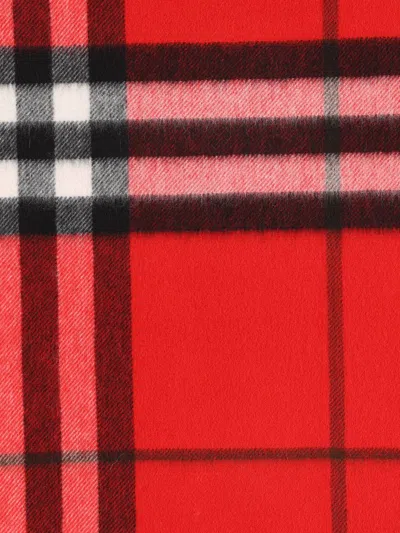 Burberry Vintage Check Cashmere Scarf In Red