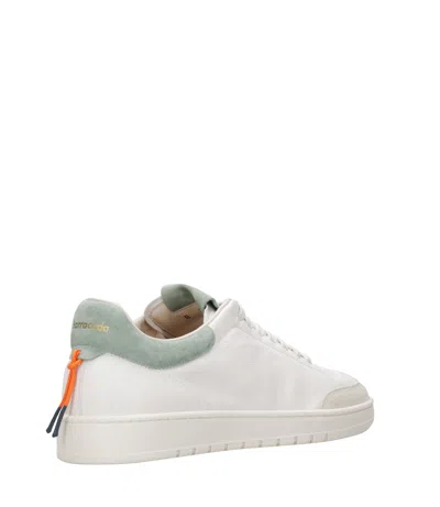 Barracuda Sneakers In White