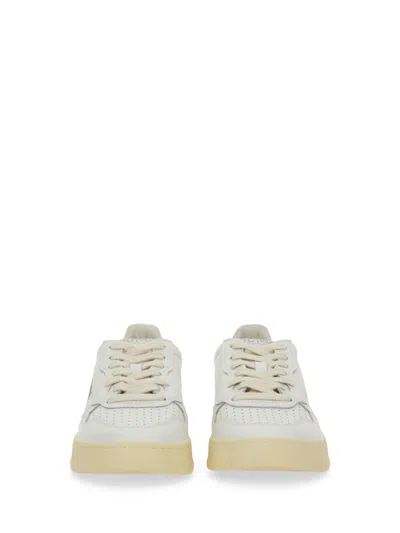 Autry Low-top Smooth Leather Sneakers With Contrasting Heel Tab