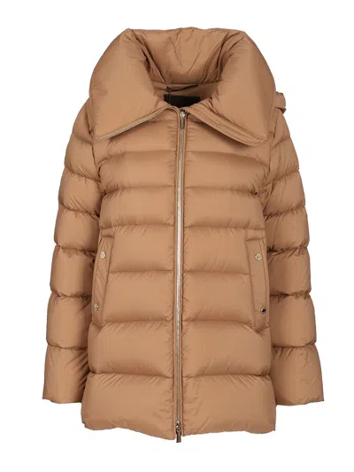 Moorer Puffer Jackets With Hood And Pockets In White