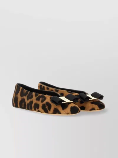 Ferragamo Vara Ballerina With Bow In Animal Print