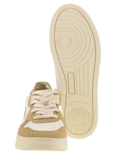 Autry "medalist Low" Sneaker In Multi