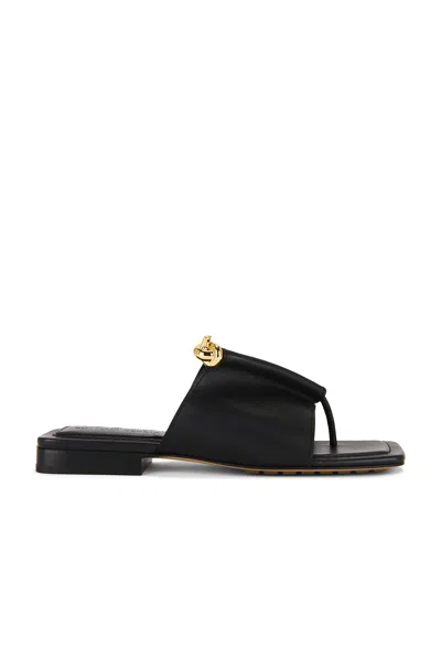 Bottega Veneta Leather Knot Flat Sandals In Black