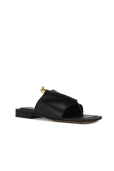 Bottega Veneta Leather Knot Flat Sandals In Black