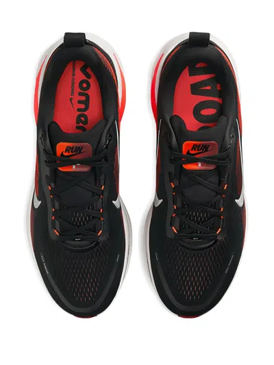 Nike Vomero 18 Running Shoe In Black