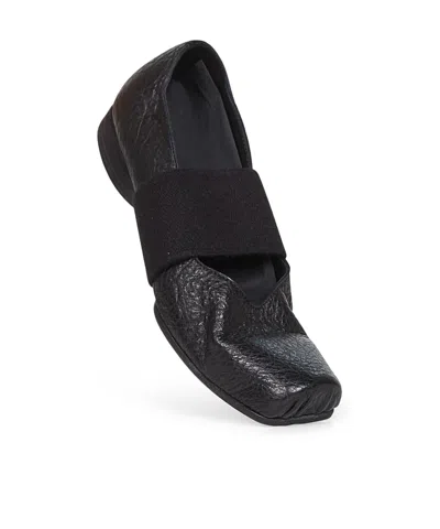 Uma Wang Leather Ballerina In Black