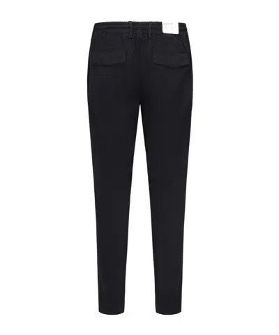 Eleventy Trousers With Drawstring Waist And Belt Loops In Black