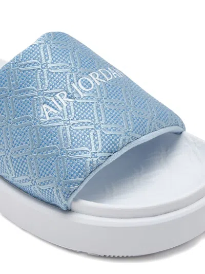 Nike Platform Patterned Slides In Blue