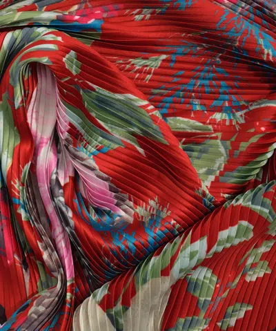 Echo New York Amaryllis Pleated Diamond Scarf In Red