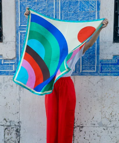 Echo New York Elizabeth Olwen In Multi