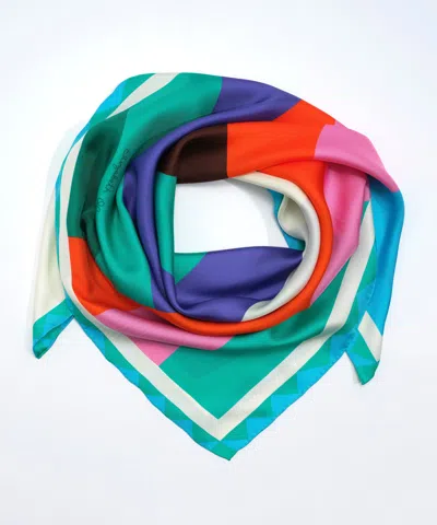 Echo New York Elizabeth Olwen In Multi