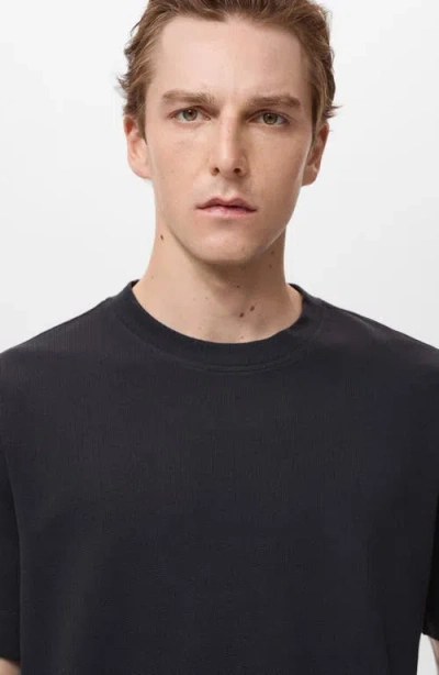 Mango Thermoregulating Performance Slim Fit Stretch T-shirt In Black
