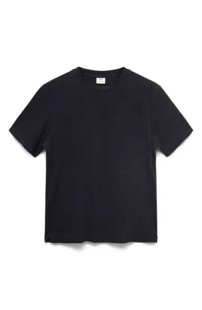 Mango Thermoregulating Performance Slim Fit Stretch T-shirt In Black