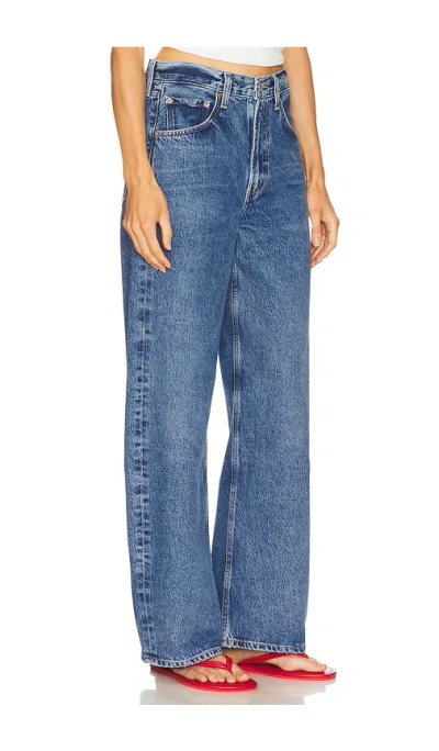 Agolde 'low Curve' Jeans In Blue