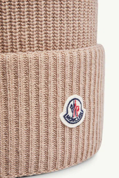 Moncler Ribbed Knit Wool Beanie With Felt Logo Patch In Neutral