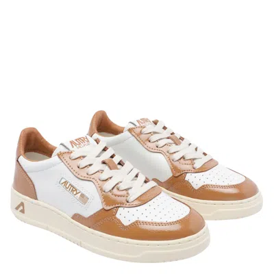 Autry Top Low Sneakers Medalist In Brown