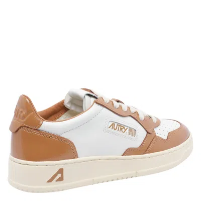 Autry Top Low Sneakers Medalist In Brown