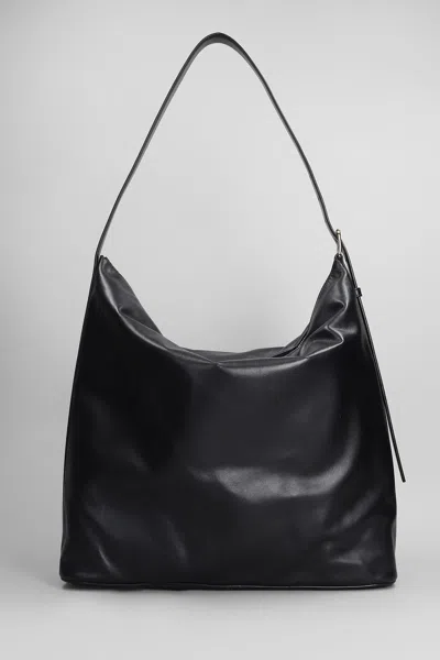 Apc A.p.c. Women Vera Leather Shoulder Bag In Black