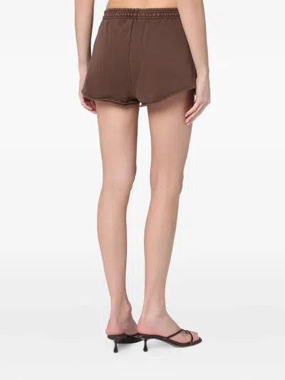 口袋细节松紧短裤