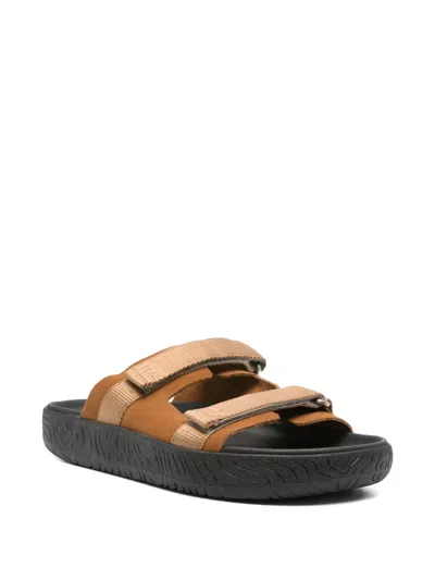 双带绒面皮凉鞋