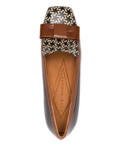 Chie Mihara 50mm Geometric-pattern Block-heel Pumps In Brown