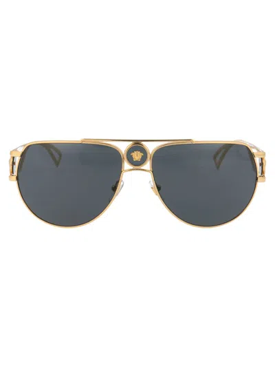 Versace Eyewear Double Bridge Aviator In Gray