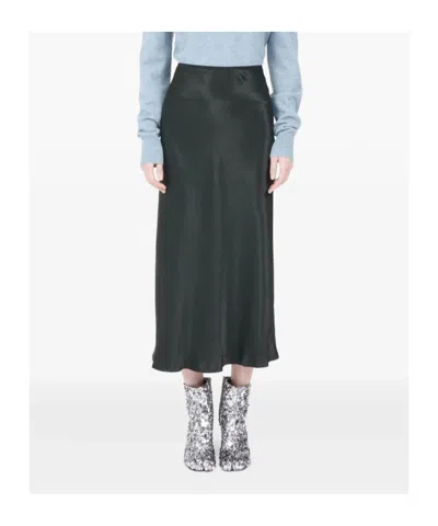 Maison Margiela Long Flared Skirt In Black
