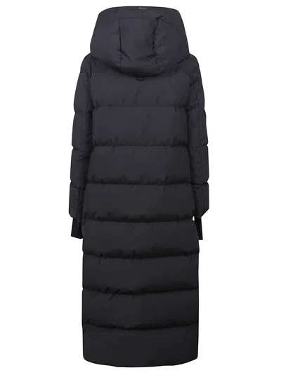 Herno Hooded Quilted Long Down Jacket With Pockets In Black