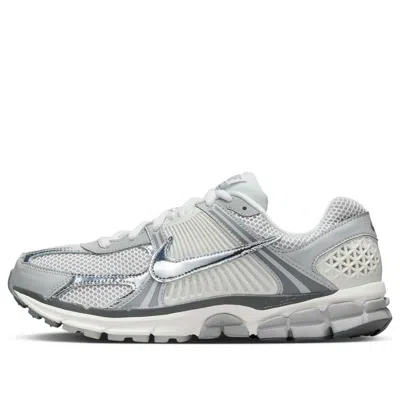 Nike Zoom Vomero 5 Sneaker In Multi