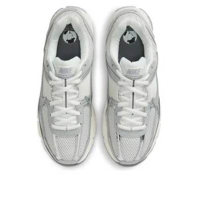 Nike Zoom Vomero 5 Sneaker In Multi