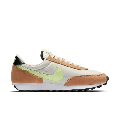 Nike (wmns)  Daybreak 'light Bone Barely Volt' In Multi
