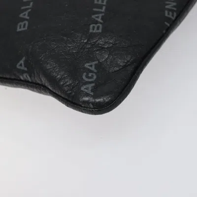 Pre-owned Balenciaga Black Leather Clutch Bag ()