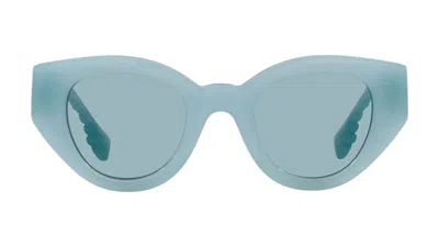 Pre-owned Burberry Women's  Meadow Light Sunglasses In Blue