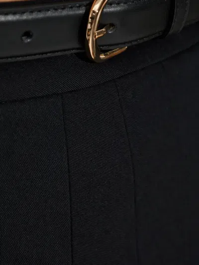 百褶束腰中长半身裙