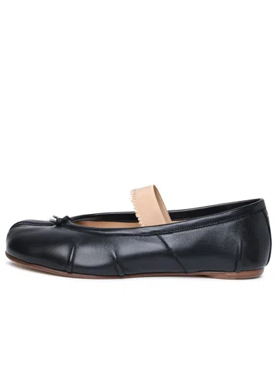 Maison Margiela Black Leather Flats With Elegant Elastic Strap In Black