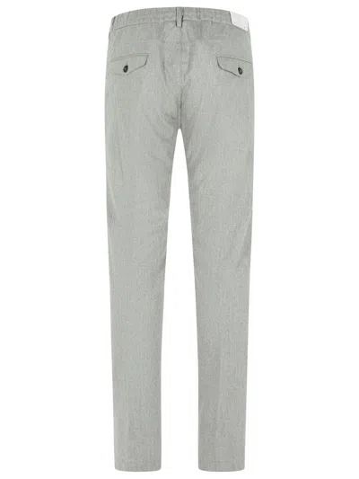 Eleventy Light Grey Wool Blend Trousers Men In Gray