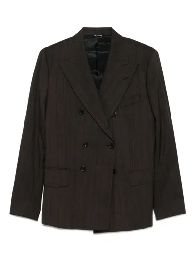 细条纹双排扣西装套装