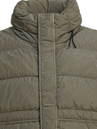 C.p. Company Medium-length Quilted Puffer Jacket With High Collar In Green