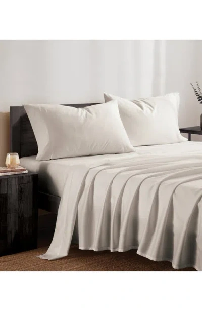 Dkny 425 Thread Count Sateen Sheet Set In White