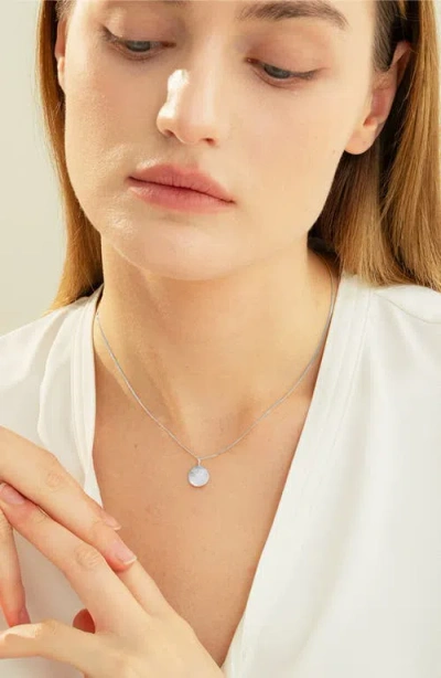 Bearfruit Jewelry Sterling Silver 18k Gold Plated Madeleine Round Disc Pendant Necklace In Silver