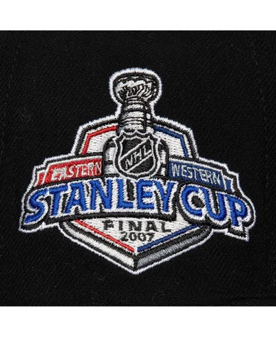 Mitchell & Ness Men's Black Anaheim Ducks Core Top Spot Snapback Hat In Black