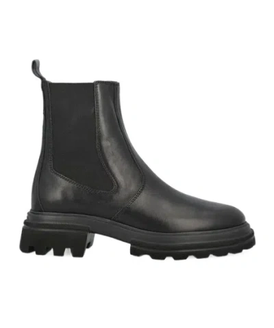 Hogan H674 Ankle Boot With Elastic Inserts And Robust Sole In Black