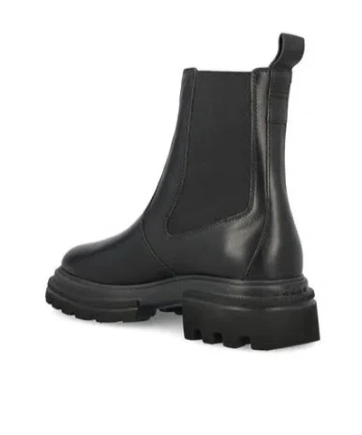 Hogan H674 Ankle Boot With Elastic Inserts And Robust Sole In Black