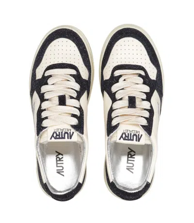 Autry Sparkling Low Top Sneakers With Perforated Toe In Neutral