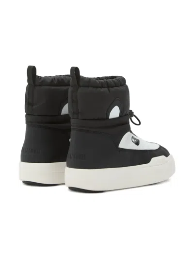 Moon Boot Park Strap Panda Face Snow Boots In Black