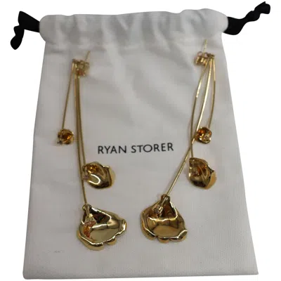 Ryan Storer Flores Muertas Gold-plated Earring In Gold Metal In Gold