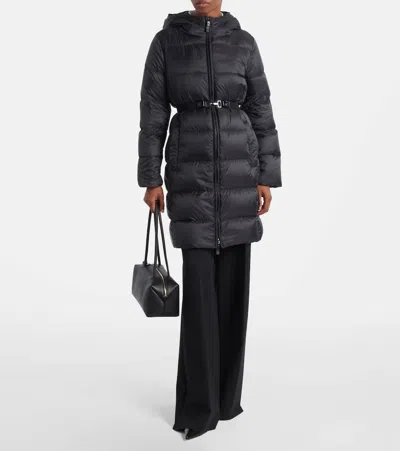 Max Mara Down Quilted Longline Jacket In Black