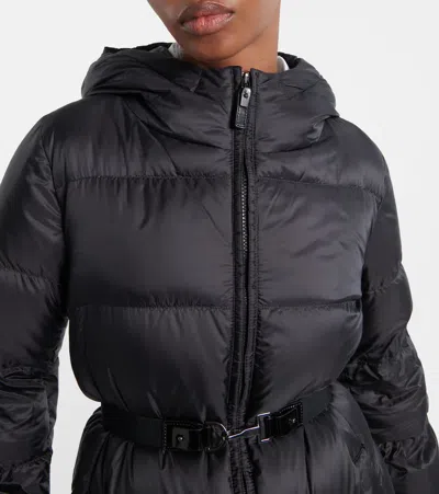 Max Mara Down Quilted Longline Jacket In Black
